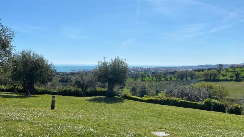 Rustico Althea - Immerso Nel Verde Civitanova Marche Εξωτερικό φωτογραφία